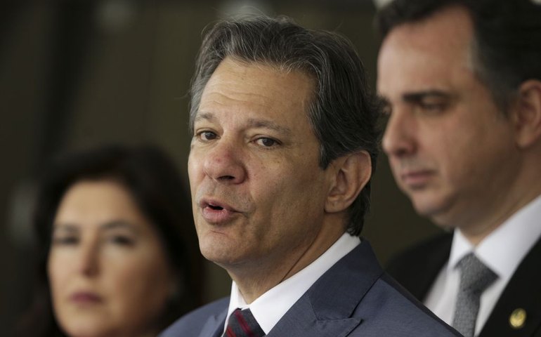 Haddad diz que programa da Fazenda continua sendo de controle fiscal