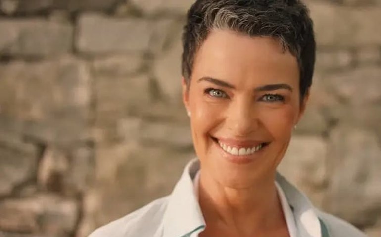 Em volta à Globo, Ana Paula Arósio se limita a falar de cavalos