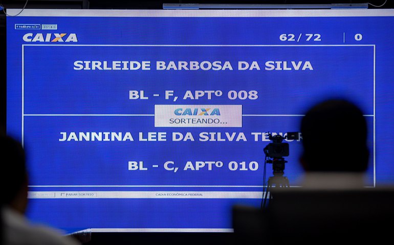 Prefeito JHC sorteia 500 unidades do Residencial Pedro Teixeira 1, na Santa Amélia