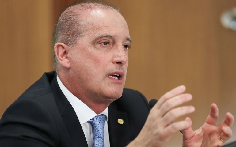 Onyx confessa caixa 2 e assina acordo com PGR
