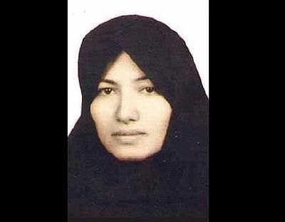 Segundo autoridades iranianas, ela também é condenada por assassinato.