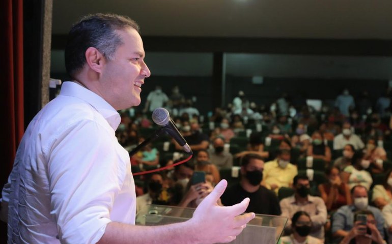 Em ritmo de campanha, Renan Filho anuncia grande volume de obras para Arapiraca