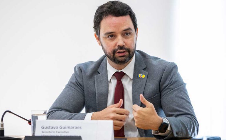 Secretário defende foco nas causas do Orçamento e não na regra fiscal