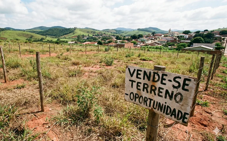 Homem é preso em ação contra venda ilegal de terrenos públicos em Paraíba do Sul