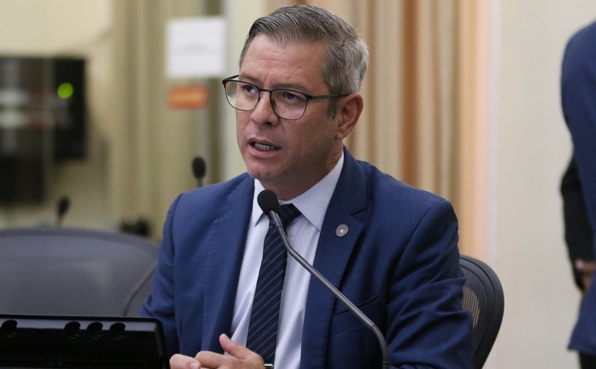 Cabo Bebeto parabeniza ação contra comercialização de produtos falsificados