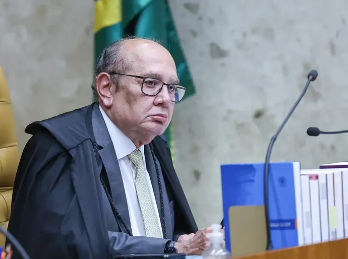 Mendes manda PF apurar suposta espionagem contra secretário do Recife