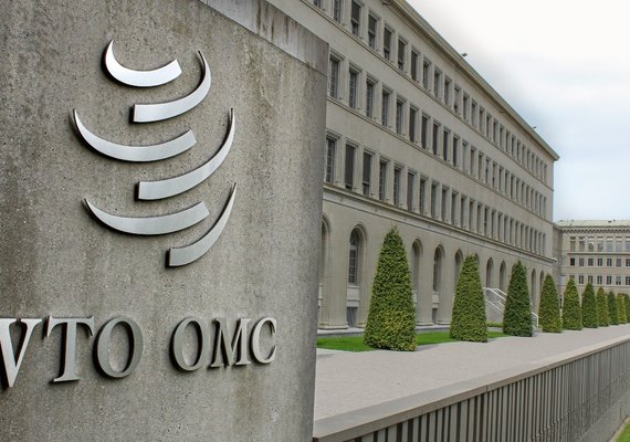 Expansão do comércio deve desacelerar a 1,7% em 2023, diz OMC