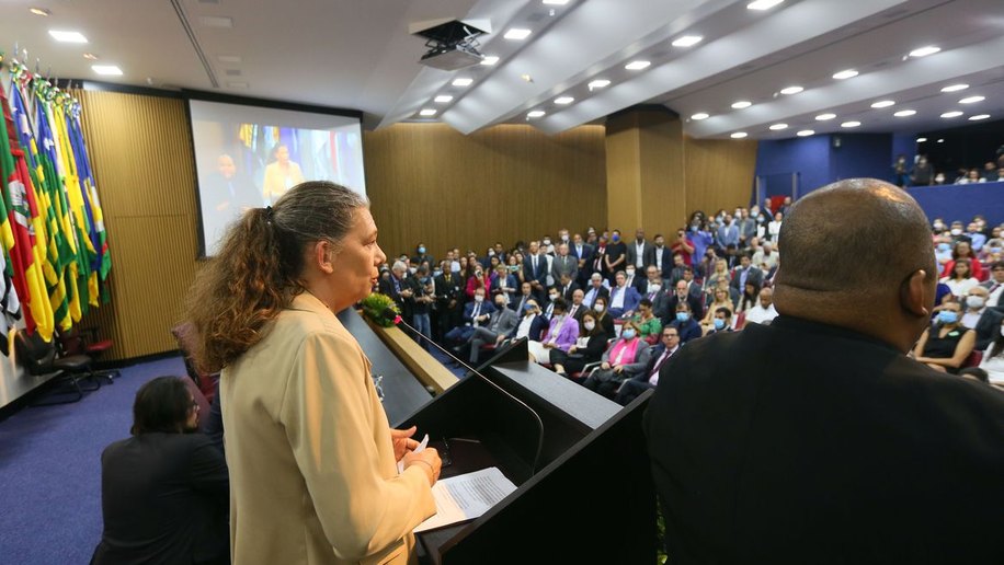 Ministra diz que esporte será elo entre povo e políticas sociais