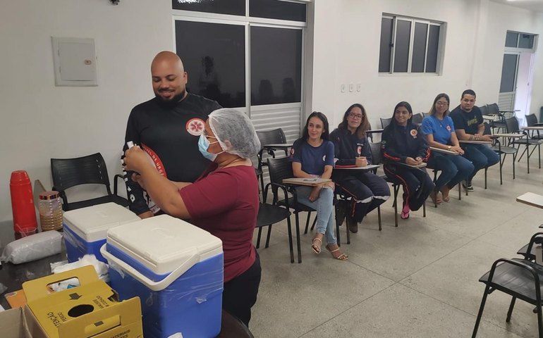 Vacinação dos servidores do Samu reforça prevenção e segurança no atendimento à população