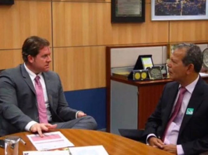 Senador e ministro garantem apoio para prefeito de Atalaia tocar obras