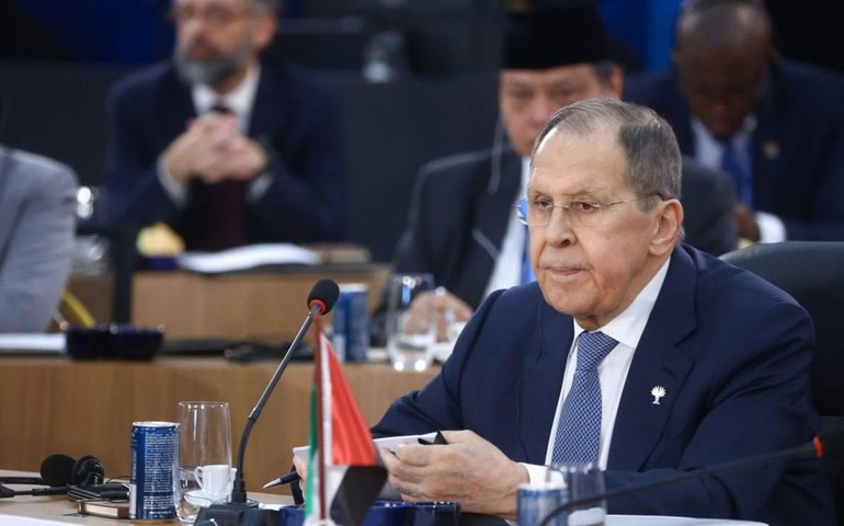 OTAN já se preparava em 2021 para tentar impor uma 'derrota' à Rússia através da Ucrânia, diz Lavrov