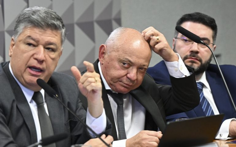 Parlamentares sugerem prisão de presidente de confederação por falso testemunho na CPMI do INSS