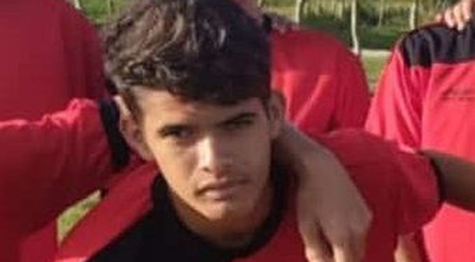 Adolescente morre após escorregar em partida de futebol na Zona Rural de Tobias Barreto / Foto: Foto: Reprodução/Redes Sociais