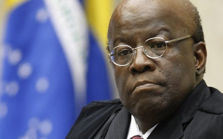 Joaquim Barbosa reage a Mourão: ‘poupe-nos da sua hipocrisia’