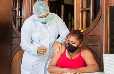 Arapiraca conclui vacinação contra a Covid-19 para grupos prioritários