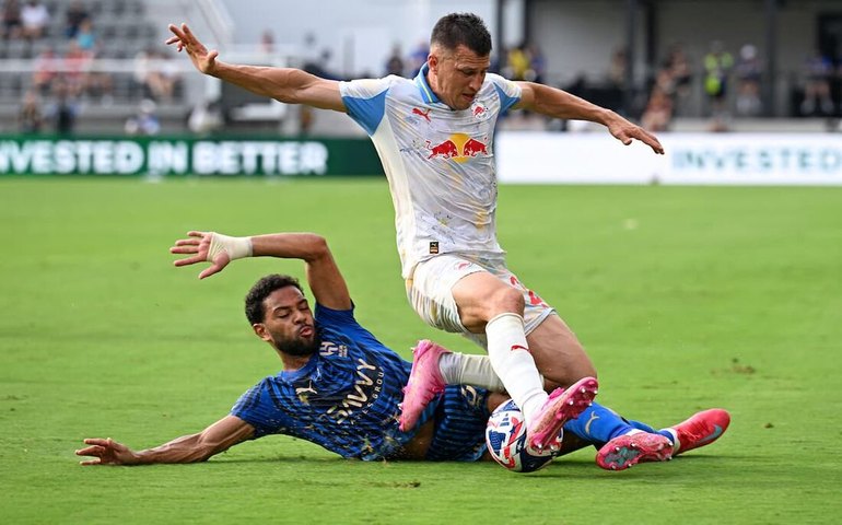 Salzburg e Al-Hilal empatam sem gols e embolam Grupo H do Mundial, que tem o Real como líder