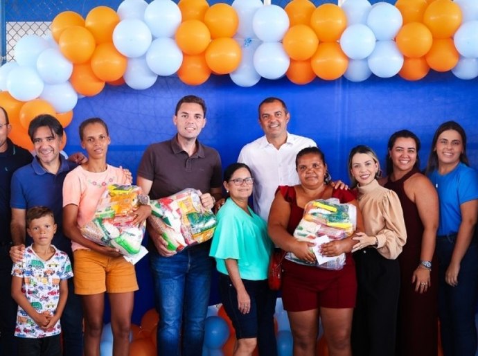 Prefeitura de Campo Alegre faz primeira entrega de cestas básicas de 2026 do Bolsa Alegre