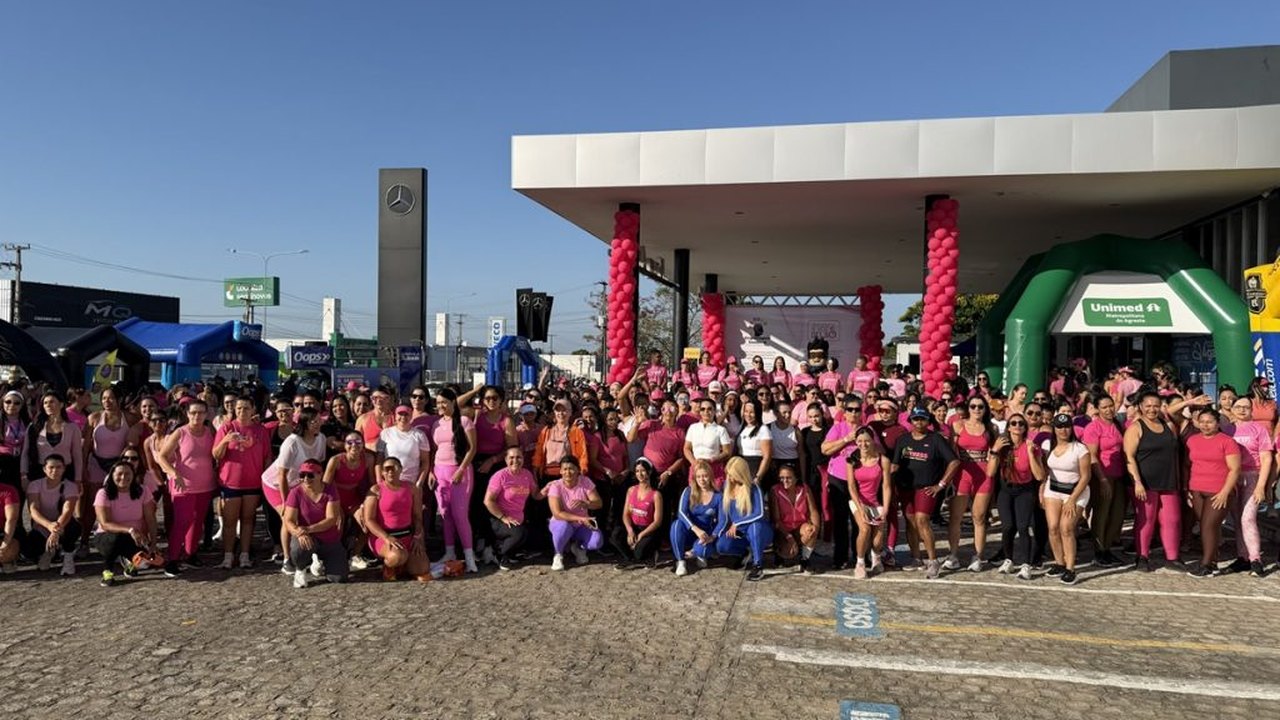 Ação esportiva reúne 600 mulheres e reforça importância da prevenção durante o Outubro Rosa