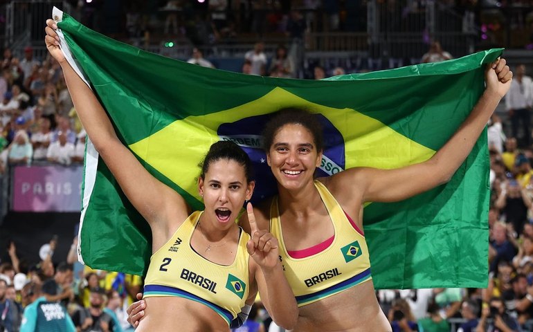 No último dia das Olimpíadas os EUA garantem ouro no basquete feminino