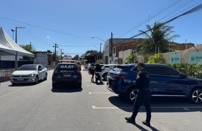 Semsc e DMTT realizam operação contra flanelinhas e uso irregular do espaço público