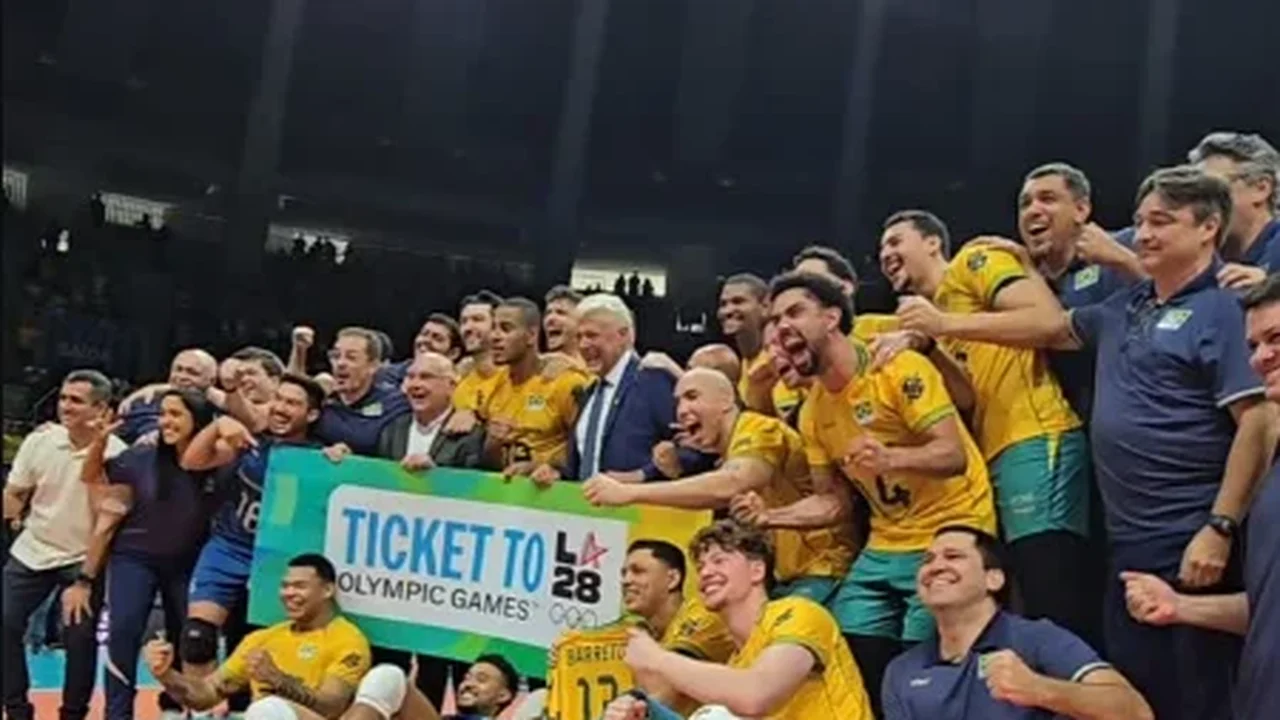 Brasil derrota a Argentina e garante vaga olímpica; confusão marca final do clássico