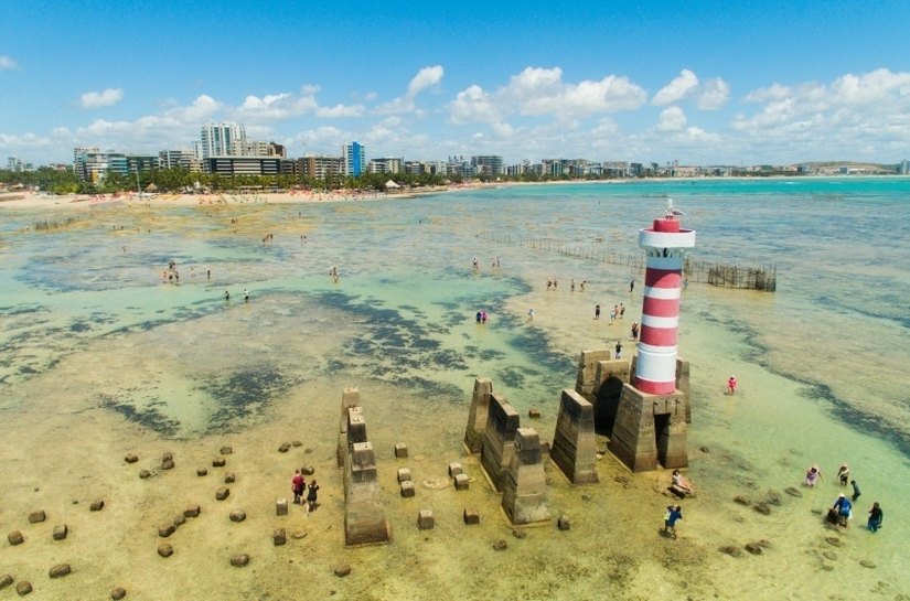 Maceió também se destaca na baixa temporada e ganha força como destino para o ano todo, aponta KAYAK