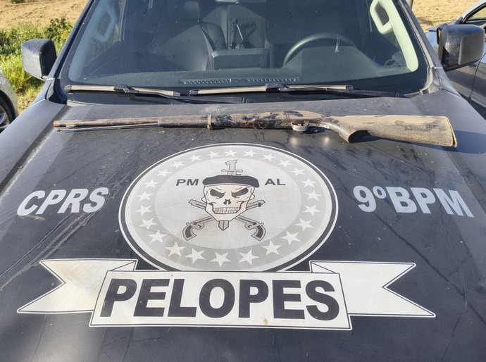 PM prende suspeito de atirar em animais de criação de vizinho em Delmiro Gouveia