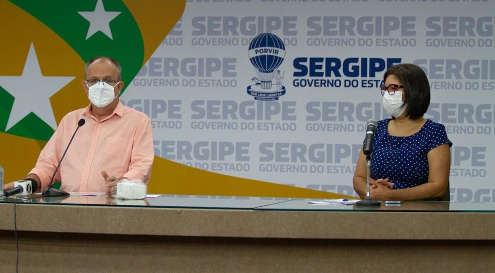 Coletiva reabertura shoppings