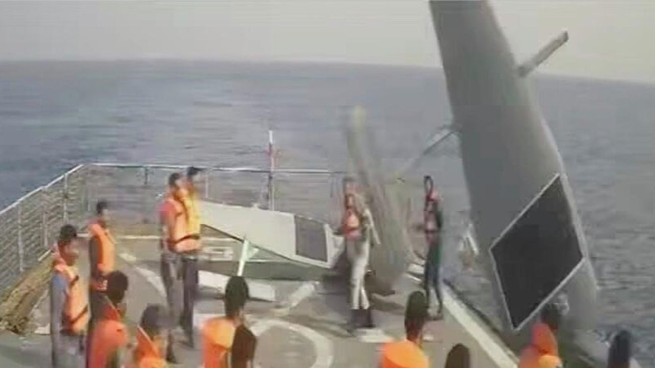 EUA atacam instalações iranianas com drones marítimos