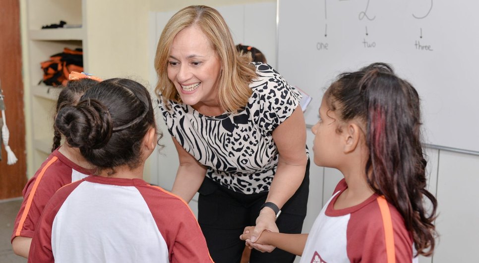 Metodologia desenvolvida na rede municipal de ensino promove acesso à educação bilíngue