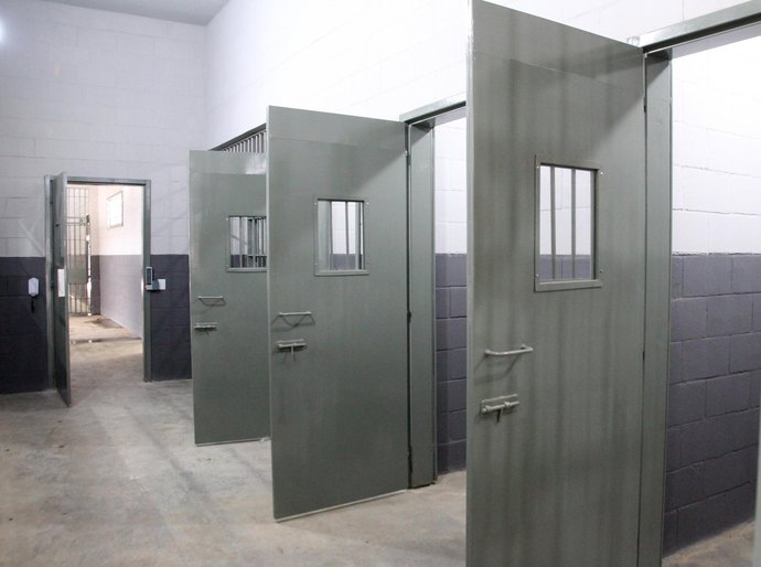 Entrega de obras e equipamentos ampliam estrutura do sistema prisional em Alagoas