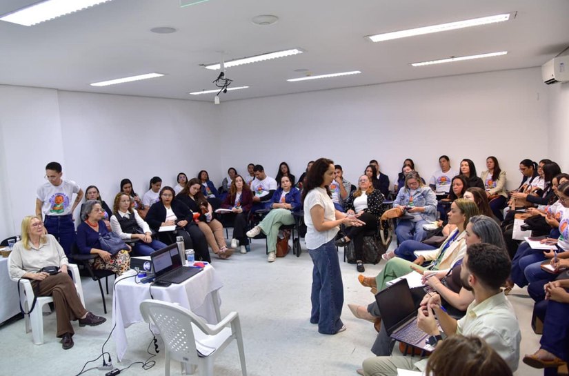 Programa Primeira Infância no SUAS/Criança Feliz promove capacitação em Arapiraca