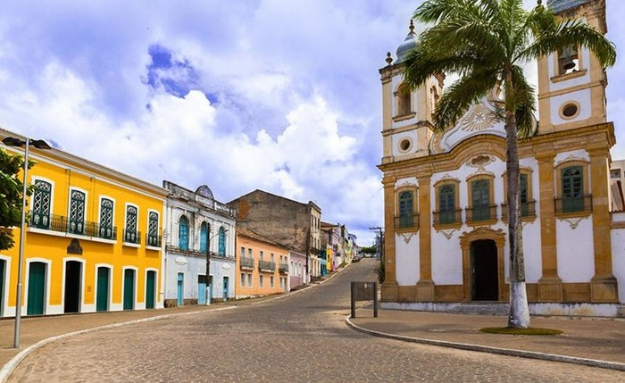 Com casario colonial reconhecido como patrimônio histórico, Penedo é um dos municípios da rota turística