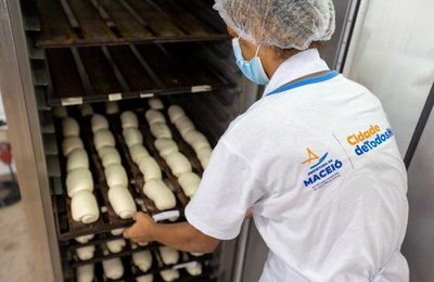 Inscritos do Cadastro Único recebem certificados de cursos profissionalizantes