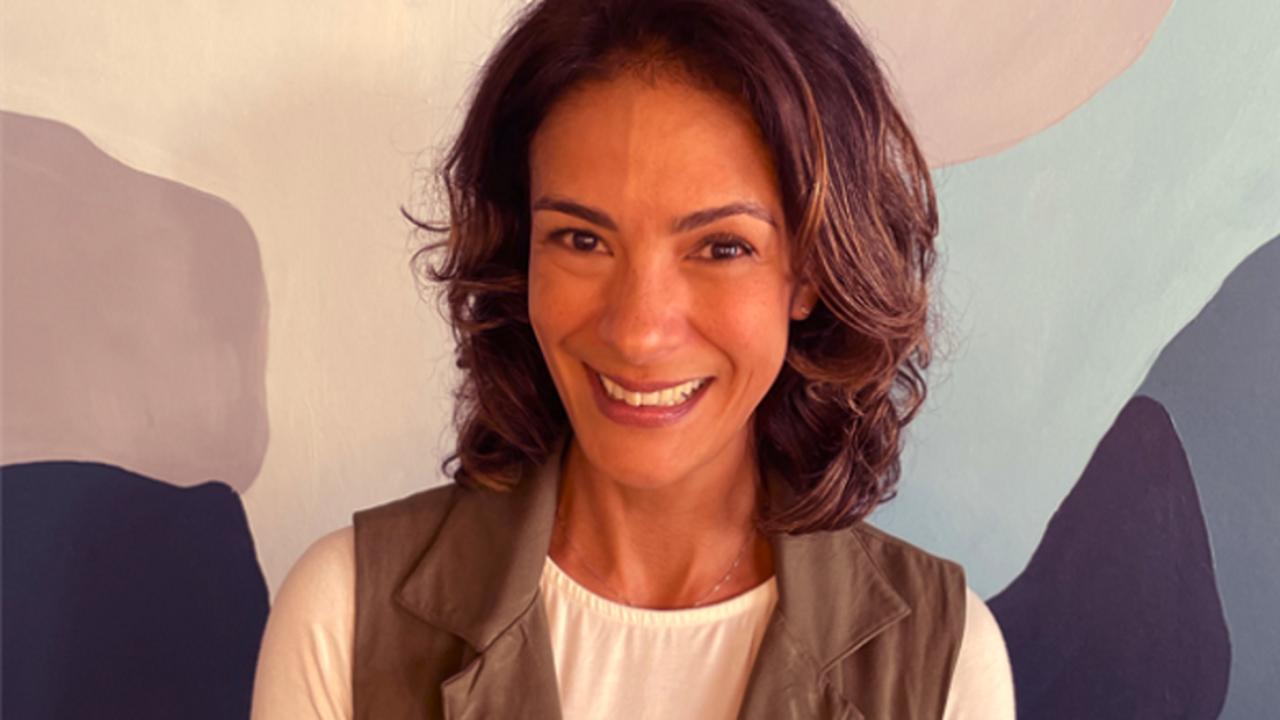 Leila Oliveira assume cargo de direção na Warner