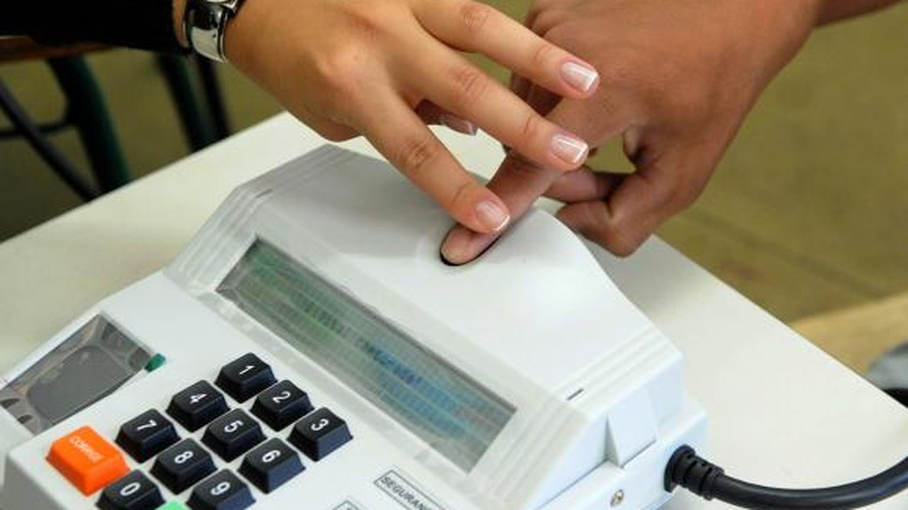Com identificação biométrica, eleitores podem demorar mais tempo para votar