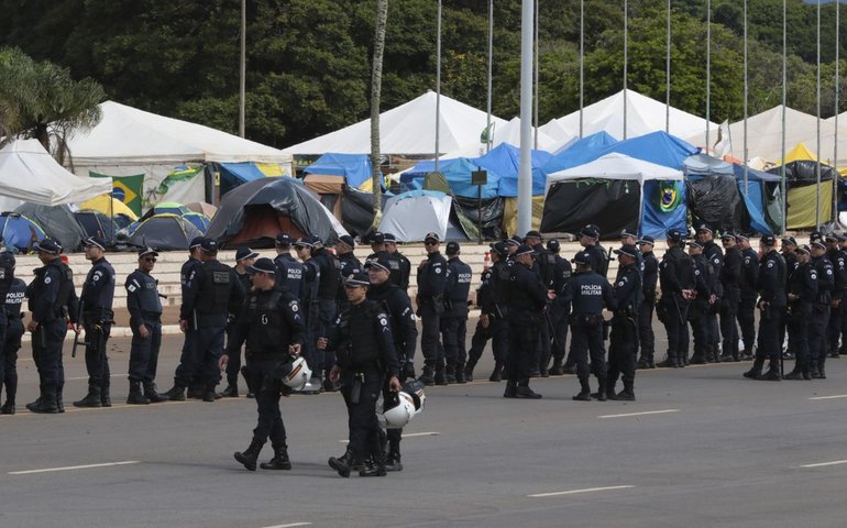 STF condena líder de acampamento em frente ao Quartel em Brasília