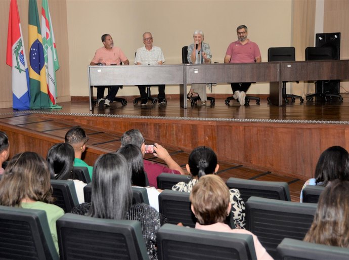 Alagoas formaliza adesão ao Programa Saúde na Escola para o biênio 2025-2026