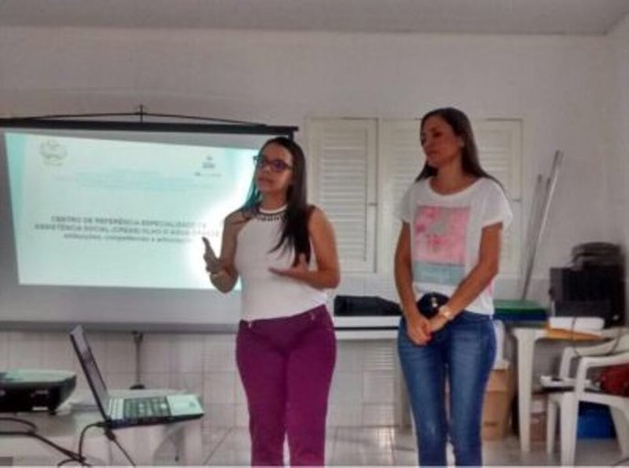 Creas de Olho D'Água Grande promove palestra sobre os serviços ofertados