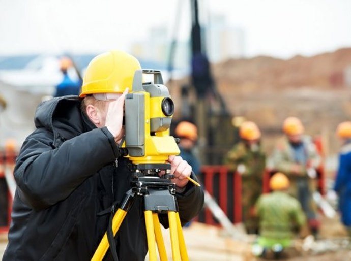 Escola Viva exibe especial sobre Engenharia de Agrimensura