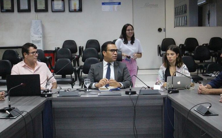 Secretaria de Governo alinha estratégias com concessionárias de serviços públicos em Alagoas
