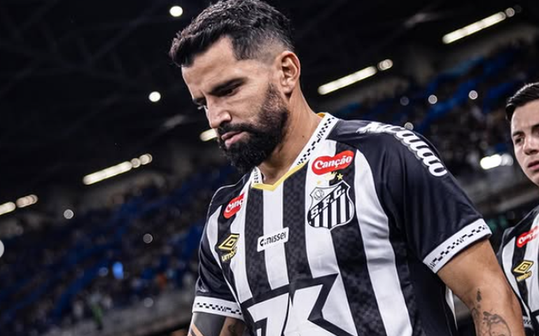 BID confirma renovação de Tomás Rincón com o Santos até o fim de 2026