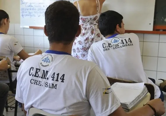 Pé-de-Meia: estudantes nascidos em março e abril recebem hoje R$ 200
