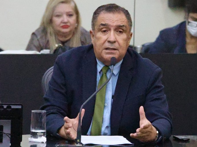 Inácio Loiola destaca desenvolvimento de Senador Rui Palmeira nos 44 anos de emancipação política