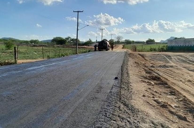 Nova via irá melhorar escoamento de produção agrícola e agropecuária em Girau do Ponciano