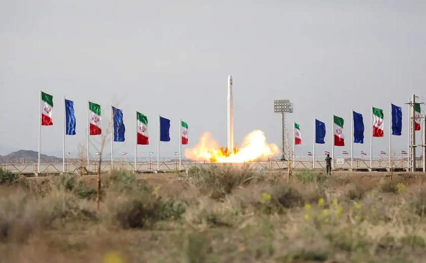 Irã lança satélite como parte de programa criticado pelo Ocidente em meio a tensões regionais -