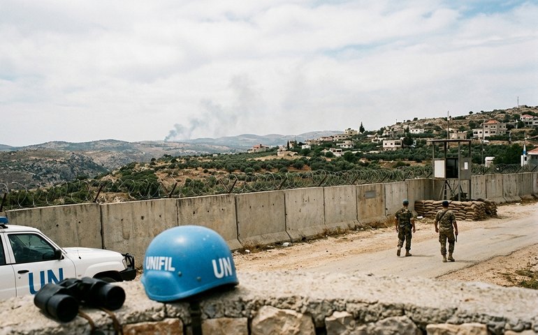 Cessar-fogo entre Israel e Líbano se mantém e pode favorecer trégua mais ampla