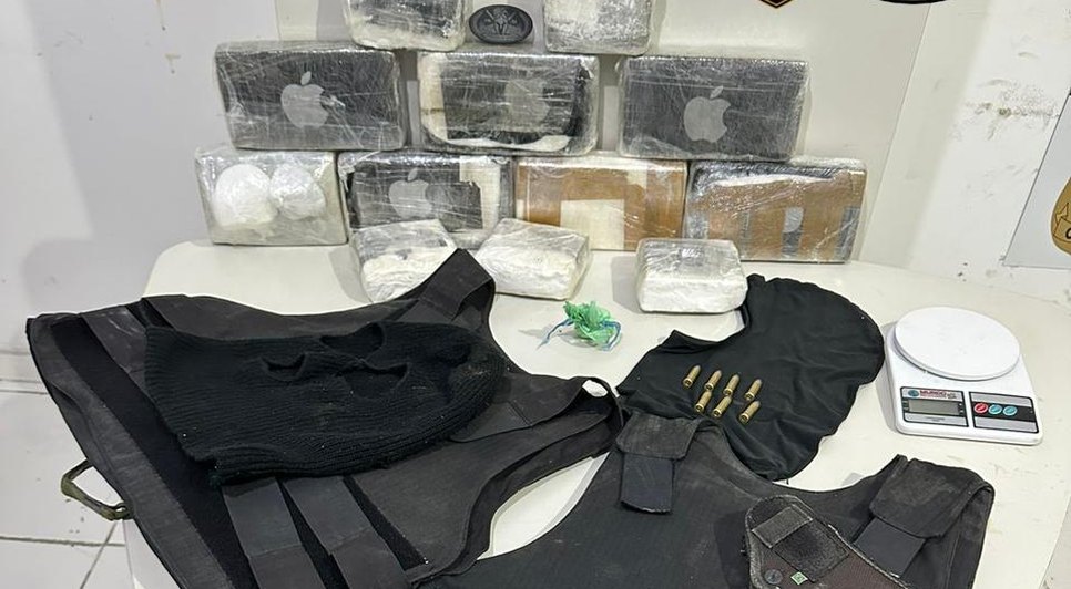 Mais de dez quilos de cocaína e coletes balísticos são apreendidos na Grande Aracaju