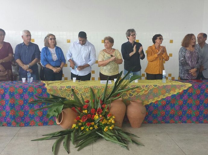 Escola Municipal Zumbi dos Palmares é reinaugurada