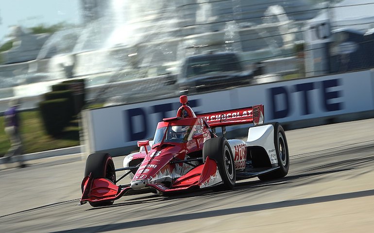 Em prova caótica com 9 bandeiras amarelas, sueco vence etapa de Nashville da Indy